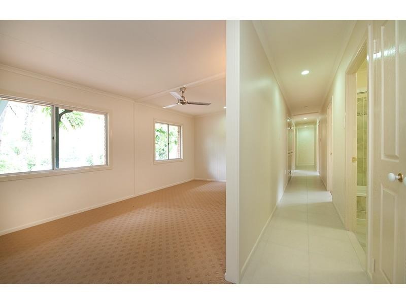 7 Whiteley Street, Frenchville QLD 4701