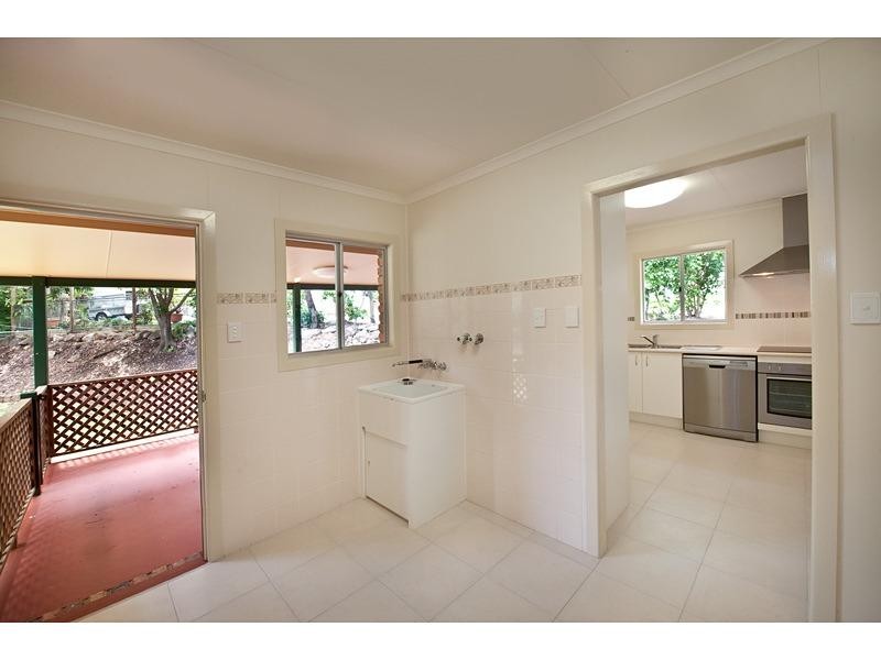 7 Whiteley Street, Frenchville QLD 4701