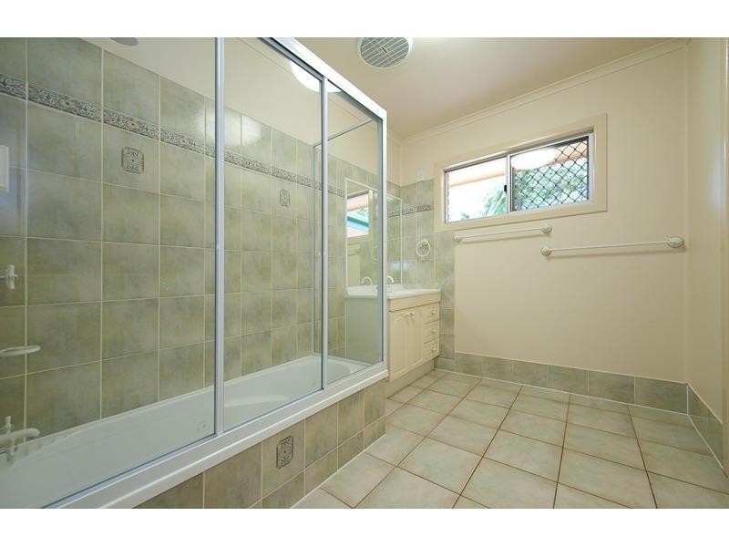 7 Whiteley Street, Frenchville QLD 4701