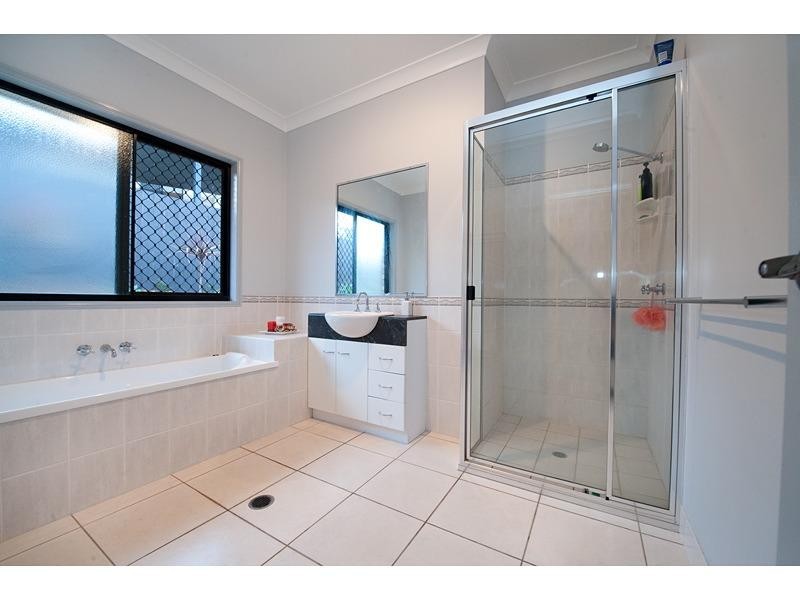 4 Greenwood Close, Frenchville QLD 4701