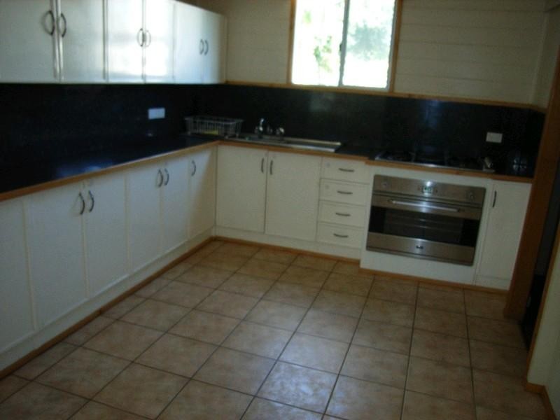 10 Lion Creek Road, Wandal QLD 4700