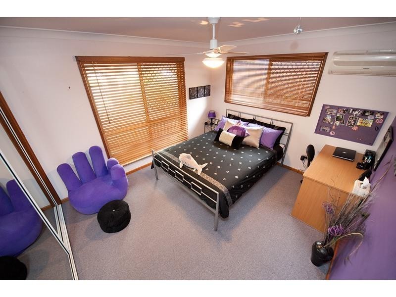 11 Kavanagh Crescent, Koongal QLD 4701