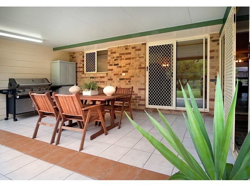 11 Kavanagh Crescent, Koongal QLD 4701