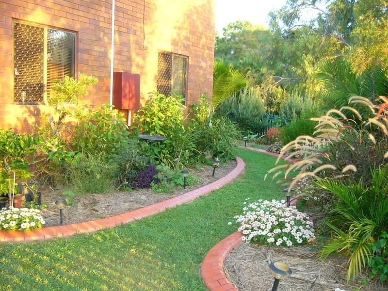 15 Jeffries Street, The Range QLD 4700
