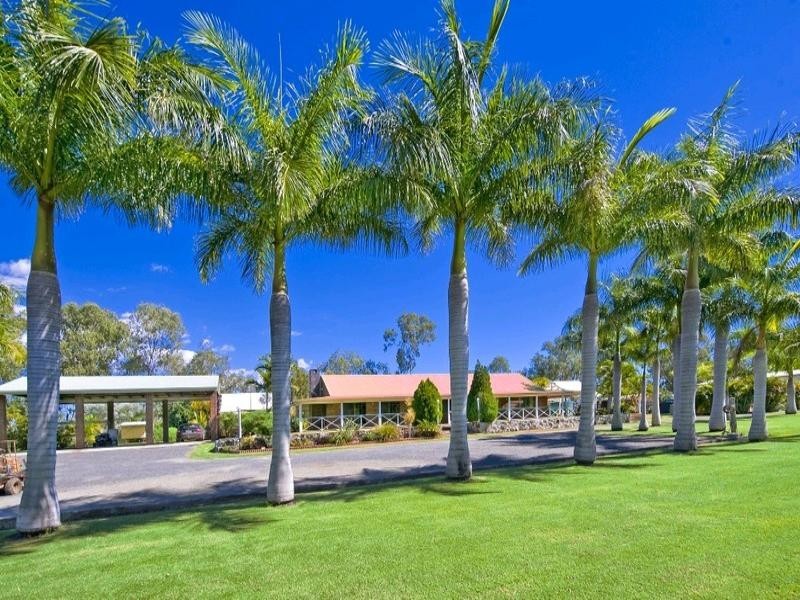 1073 Belmont Road, Glendale QLD 4711