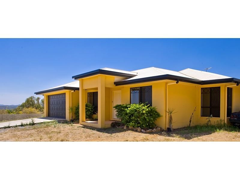 17 Mark Action Close, Parkhurst QLD 4702