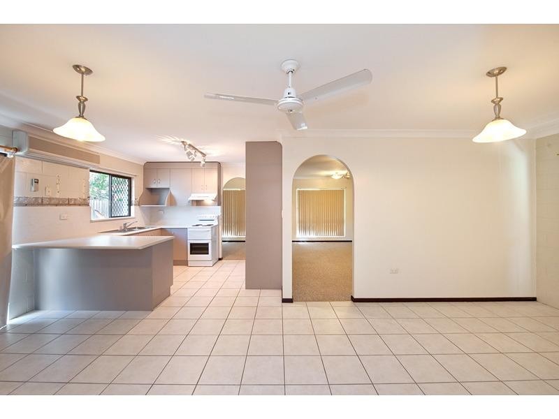 4 Moss Court, Frenchville QLD 4701