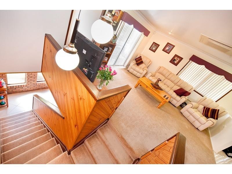 11 Pillich Court, Kawana QLD 4701