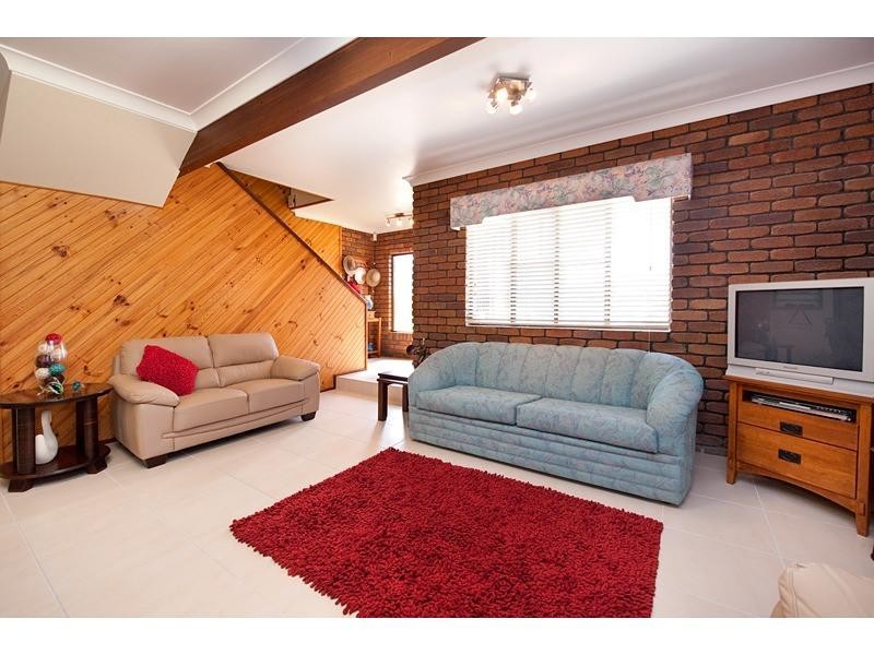 11 Pillich Court, Kawana QLD 4701