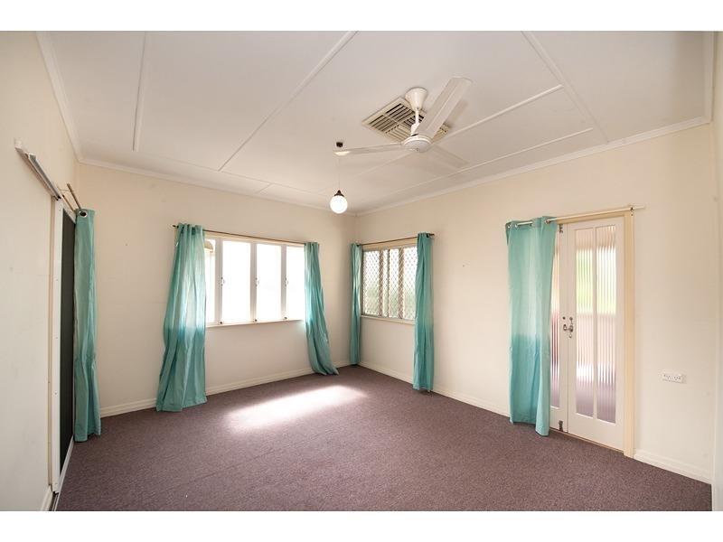 169 Caroline Street, The Range QLD 4700