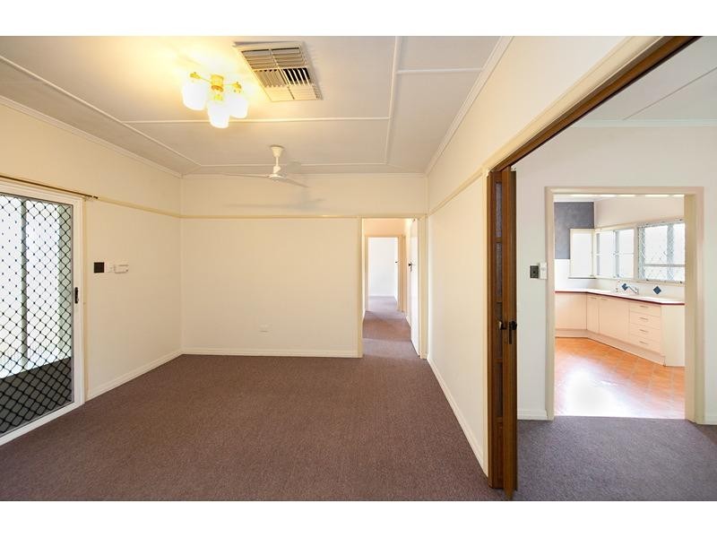 169 Caroline Street, The Range QLD 4700