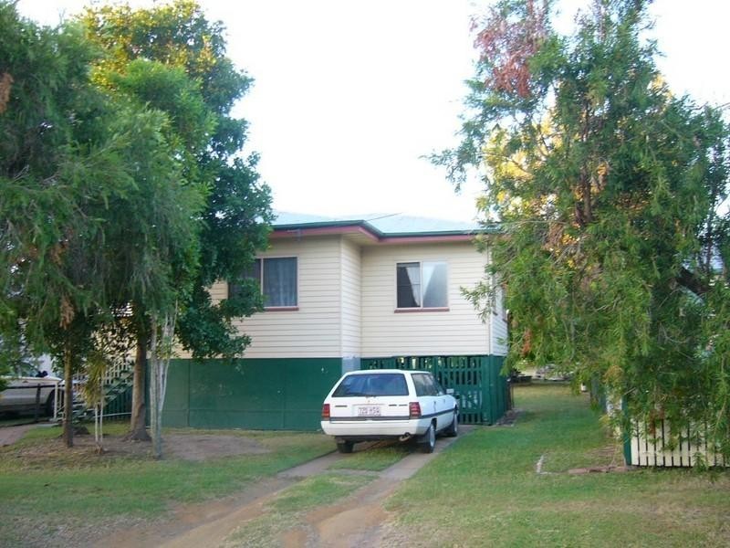 10 Hamilton Avenue, Wandal QLD 4700