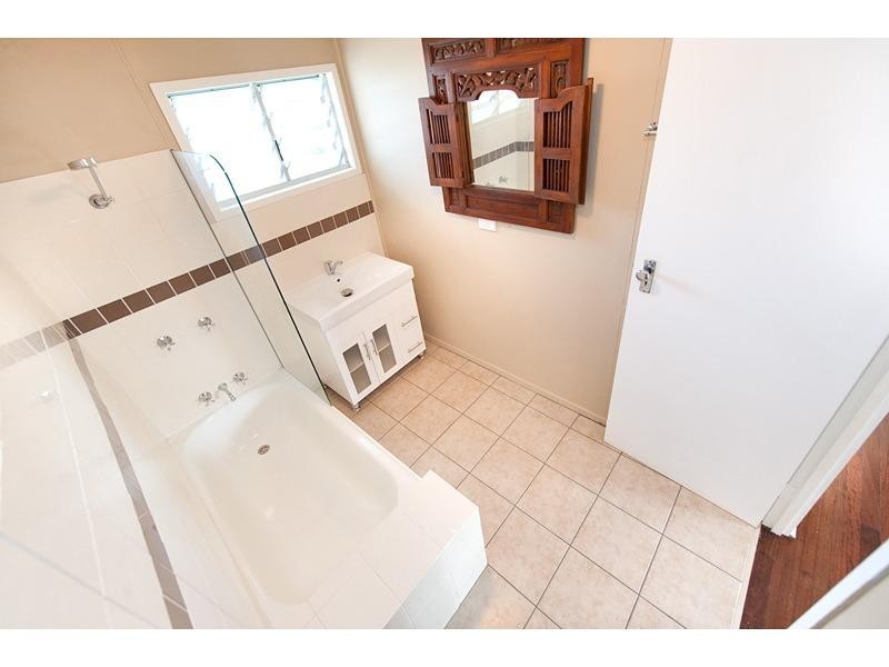 312 Saunders Street, Koongal QLD 4701