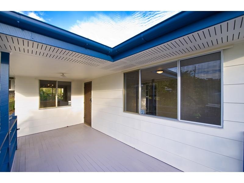 312 Saunders Street, Koongal QLD 4701