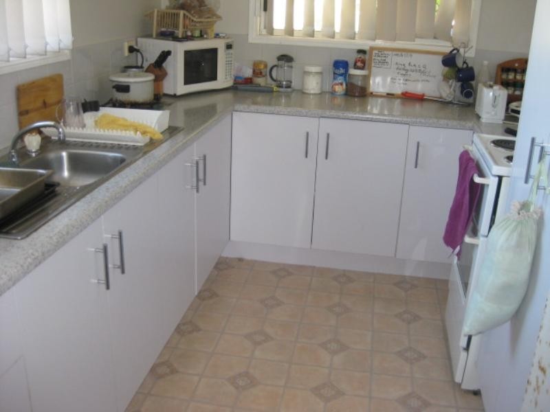 2/45 Denning Street, Park Avenue QLD 4701