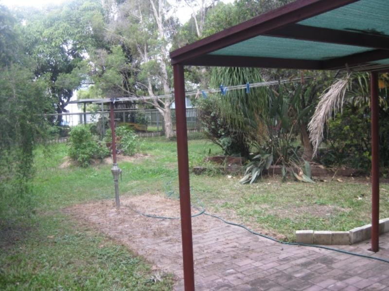 2 Martin Street, Park Avenue QLD 4701