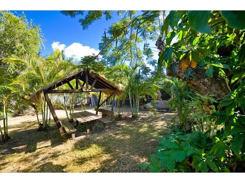 15 Rose Street, Koongal QLD 4701