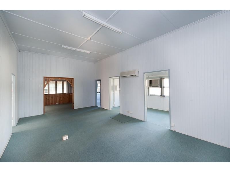 12 Separation Street, Allenstown QLD 4700