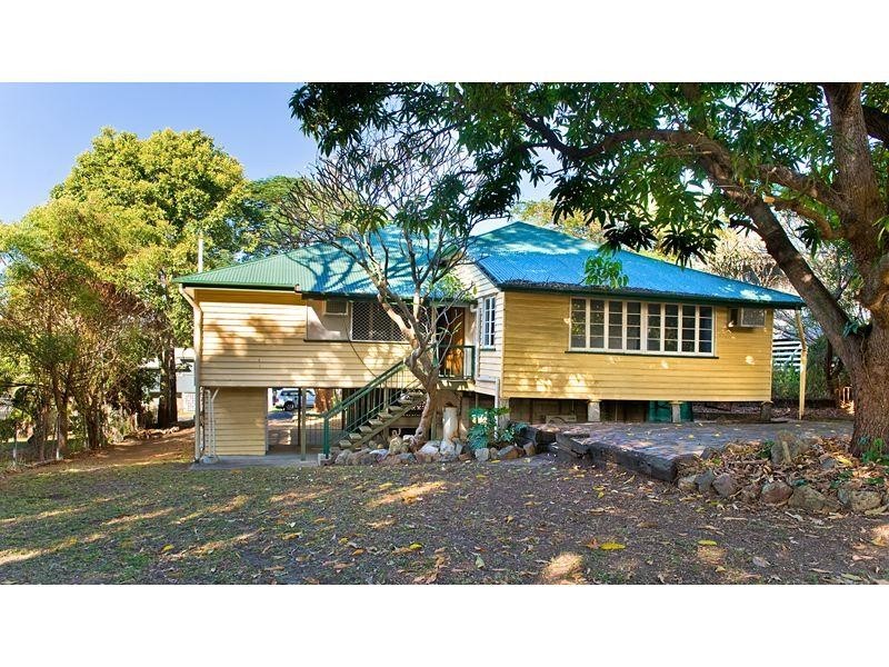 12 Separation Street, Allenstown QLD 4700