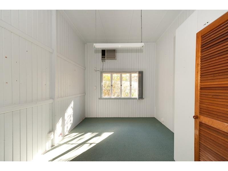 12 Separation Street, Allenstown QLD 4700