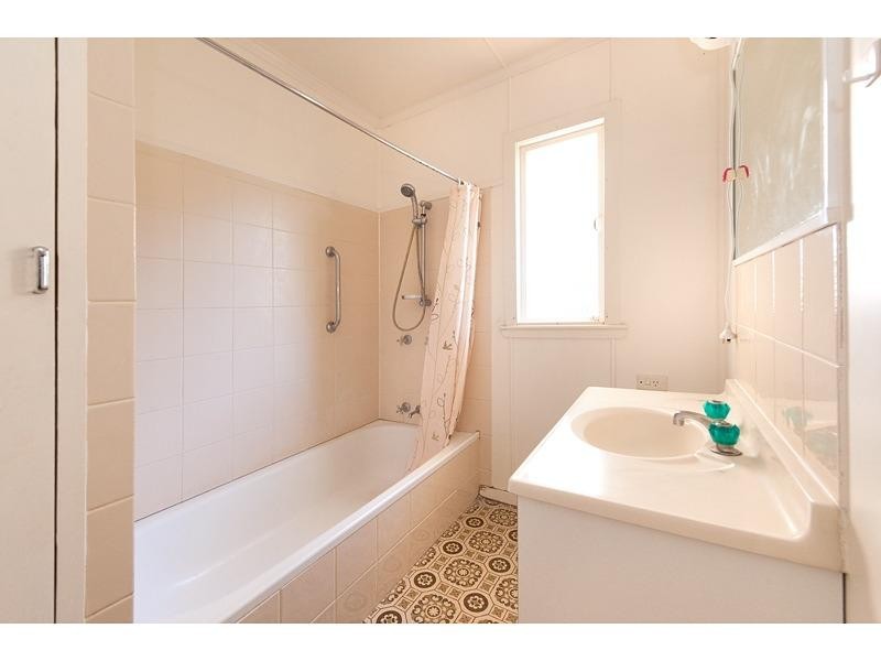 115 Cruikshank Street, Frenchville QLD 4701