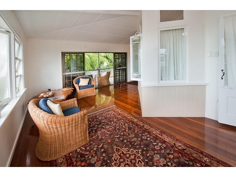 106 Caroline Street, The Range QLD 4700