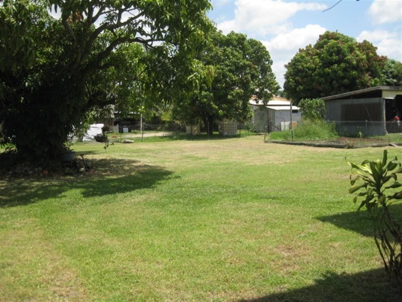 11 Thackeray Street, Park Avenue QLD 4701