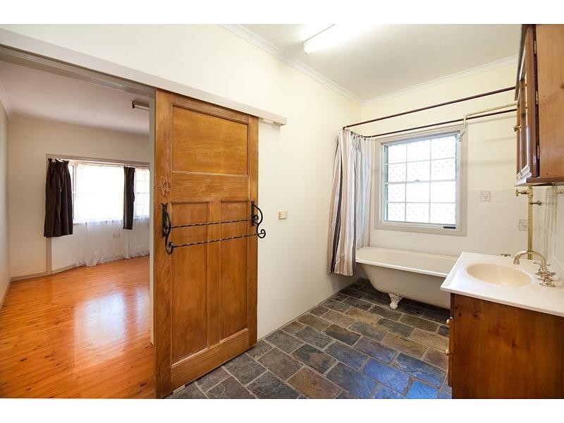 64 Jardine Street, Rockhampton QLD 4700