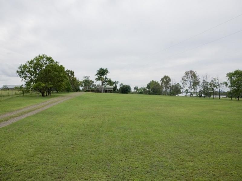 182 Dawson Road, Glenlee QLD 4711