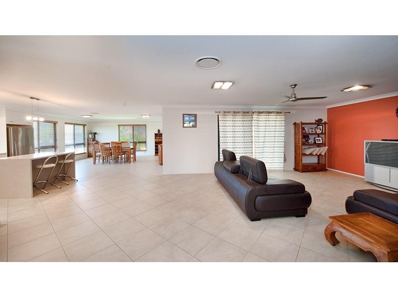 64 Perrott Drive, Rockyview QLD 4701