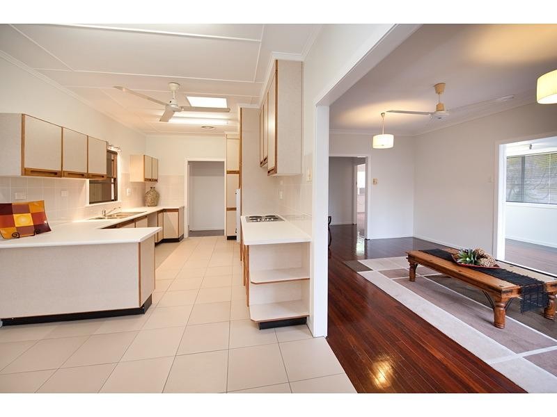 15 Charlotte Street, Wandal QLD 4700