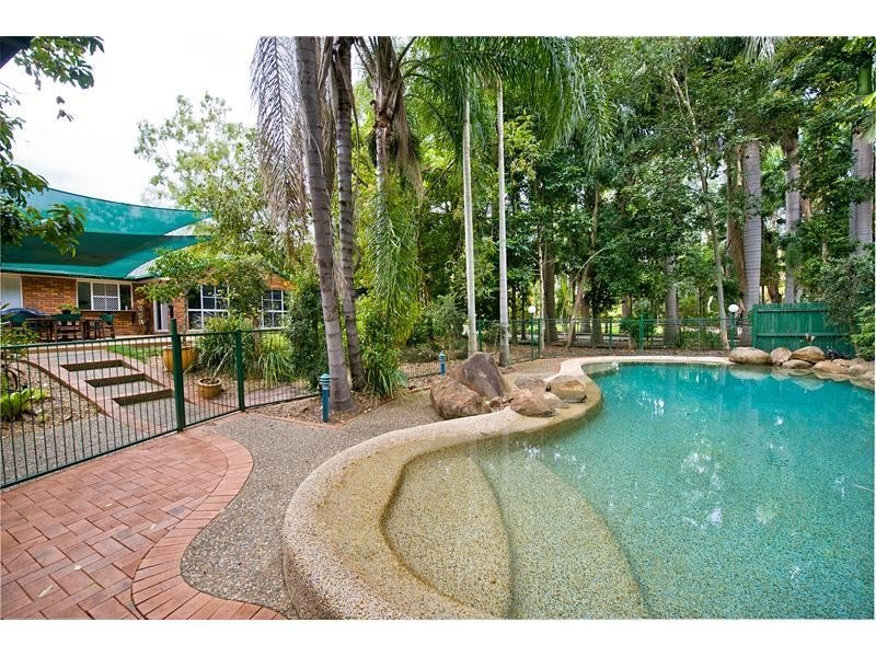 18 Cargill Avenue, Frenchville QLD 4701