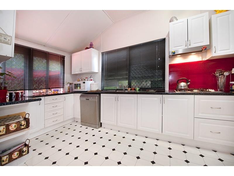 11 Jardine Street, Wandal QLD 4700