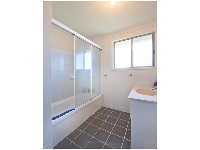 35 Buxton Drive, Gracemere QLD 4702