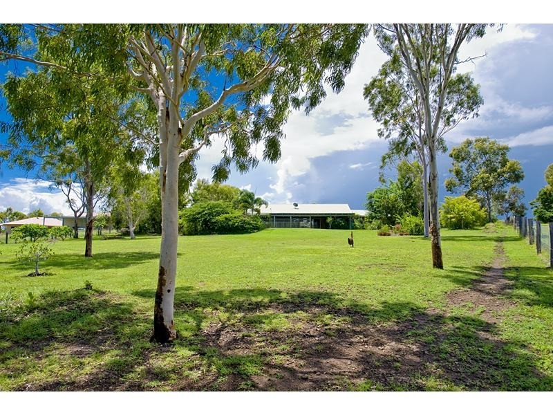16 Green Avenue, Glenlee QLD 4711