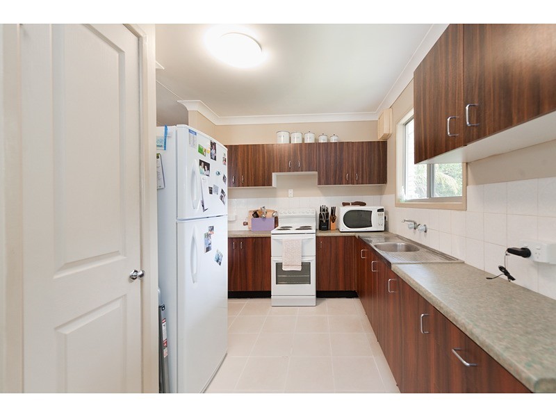 19 Symons Street, Park Avenue QLD 4701