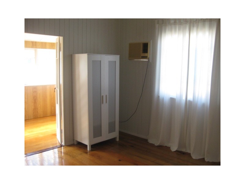 16 Livermore Street, West Rockhampton QLD 4700