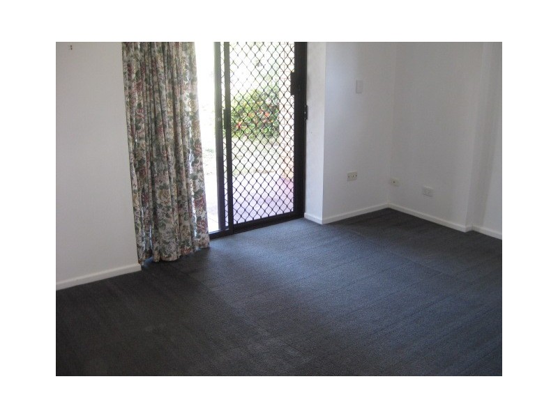 18 Lawrie Street, Gracemere QLD 4702