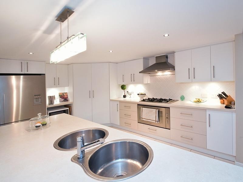 10 Bellbird Drive, Parkhurst QLD 4702