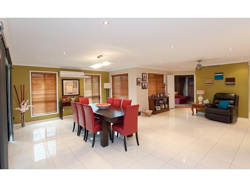 10 Bellbird Drive, Parkhurst QLD 4702