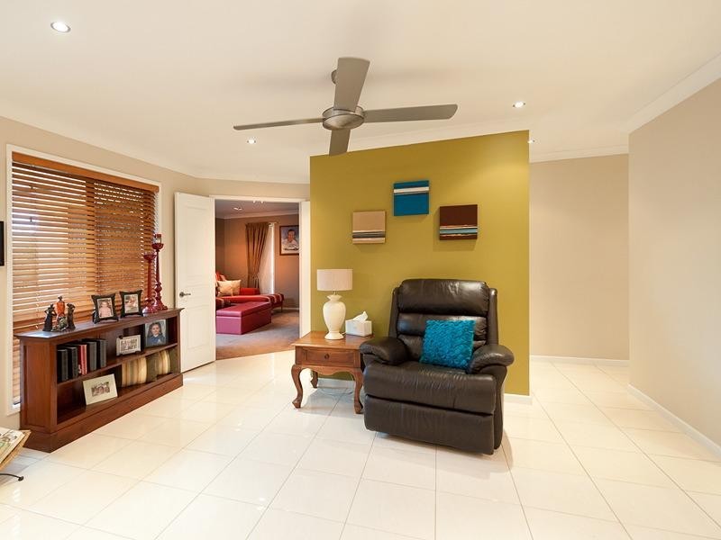 10 Bellbird Drive, Parkhurst QLD 4702