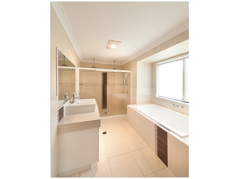 10 Bellbird Drive, Parkhurst QLD 4702