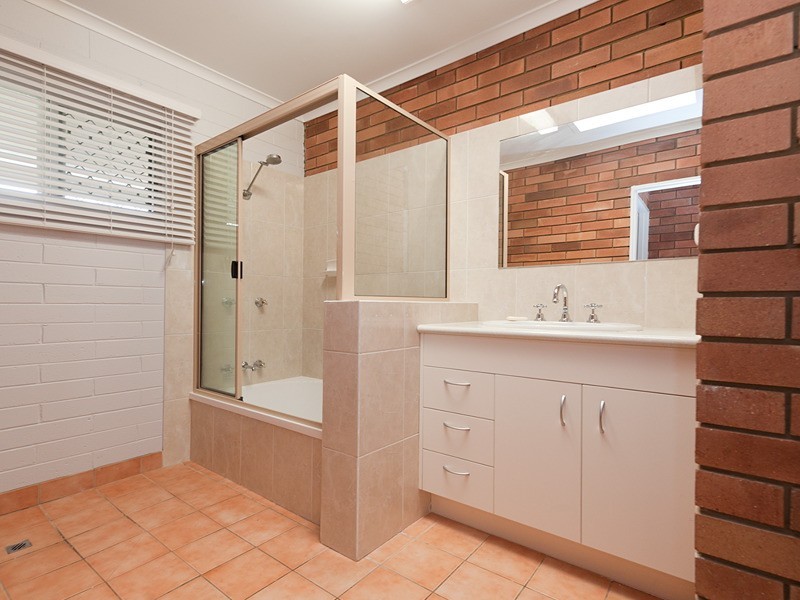 381 Fenlon Avenue, Frenchville QLD 4701