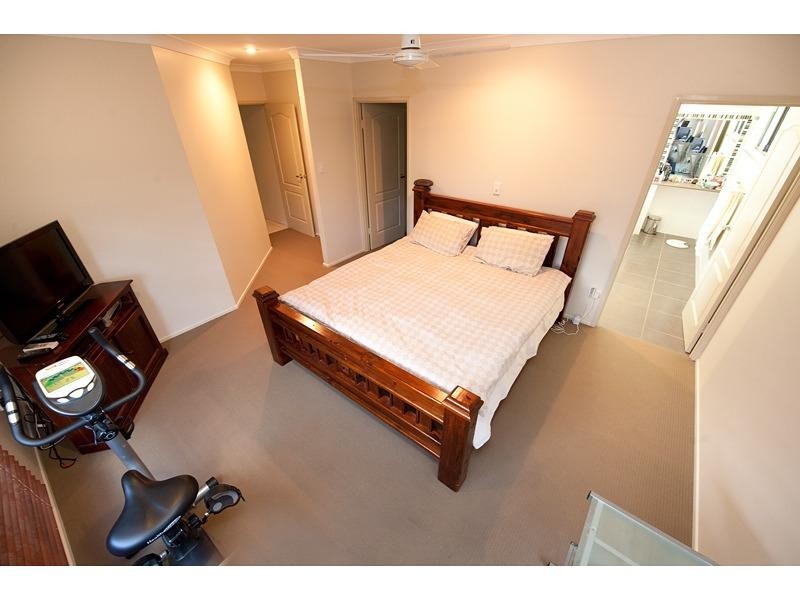 31 Sondra Lena Drive, Glenlee QLD 4711