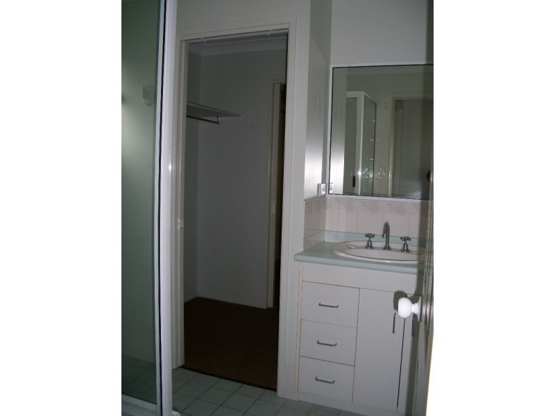 4/35B Wentworth Terrace, The Range QLD 4700