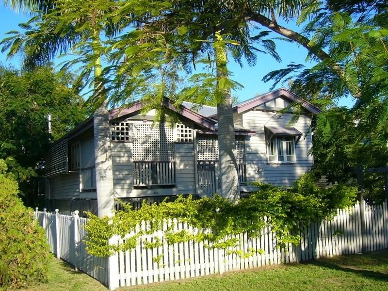 140 Nobbs Street, Berserker QLD 4701