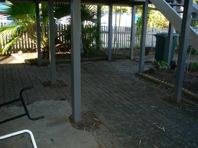 140 Nobbs Street, Berserker QLD 4701