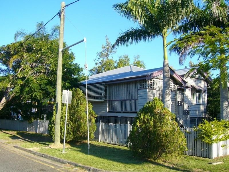 140 Nobbs Street, Berserker QLD 4701