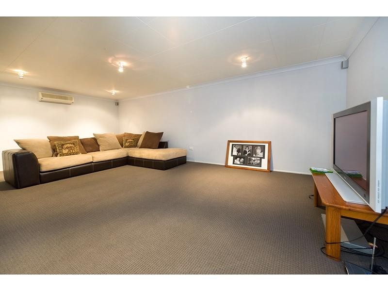 13 Del Close, Rockyview QLD 4701