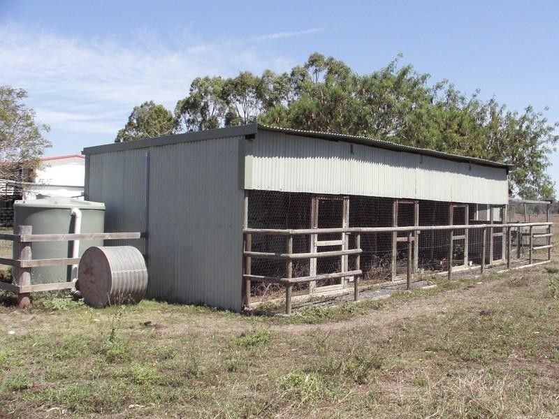 65946 Bruce Highway, Canoona QLD 4702